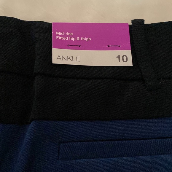 NWT MOSSIMO Mid-rise Fitted Hip & Thigh Ankle Crop Officer Blue Pants Size 10 - Picture 12 of 14